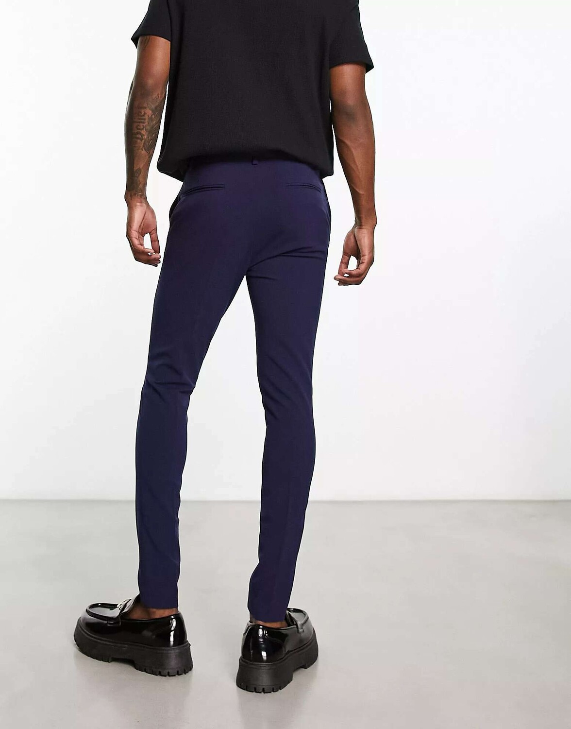

Темно-синие супероблегающие брюки ASOS, Синий