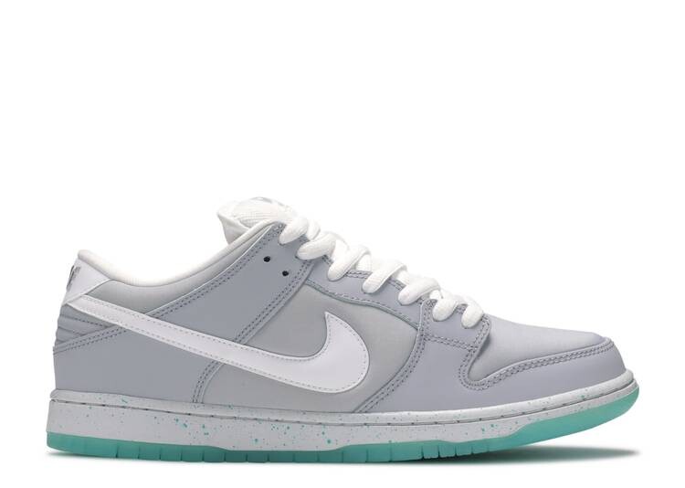 

Кроссовки Nike SB DUNK LOW 'MARTY MCFLY', серый