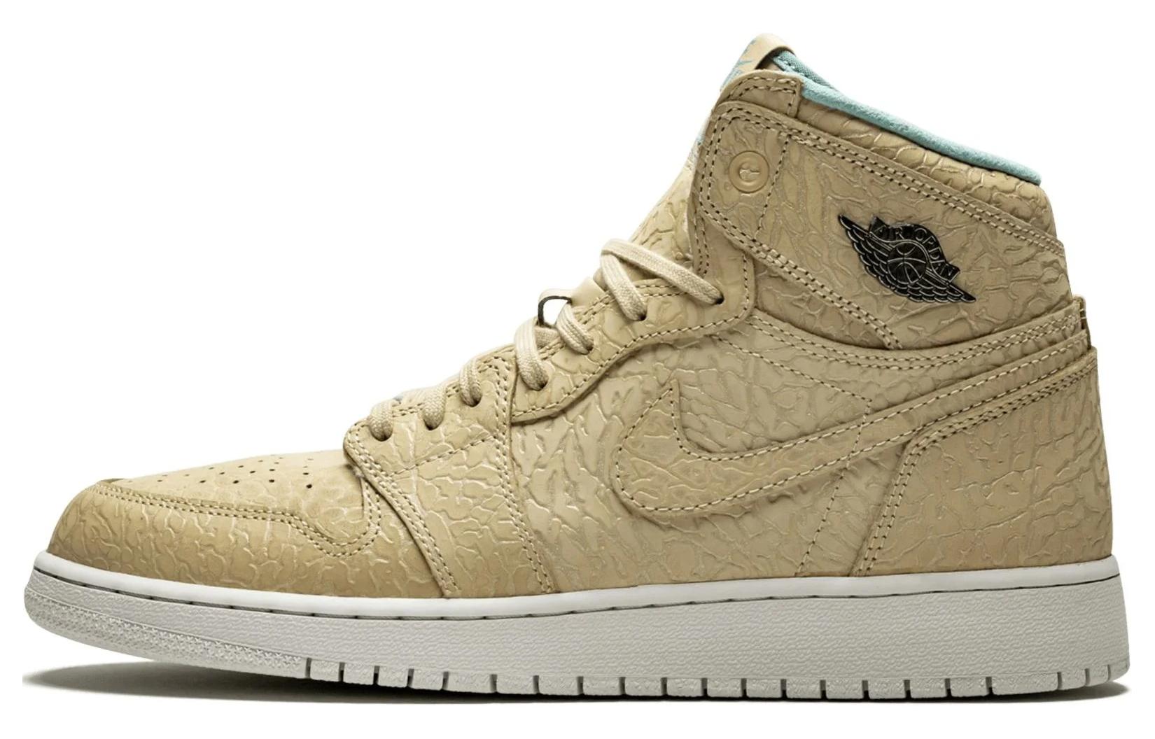 

Jordan 1 Retro Sand Dune GS