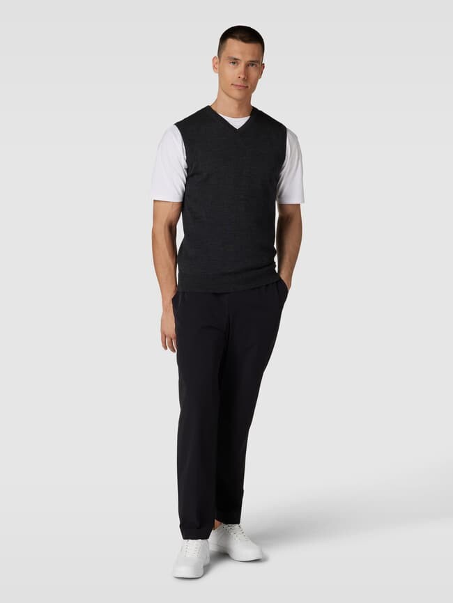 

жилет-свитер с V-образным вырезом Christian Berg, антрацит