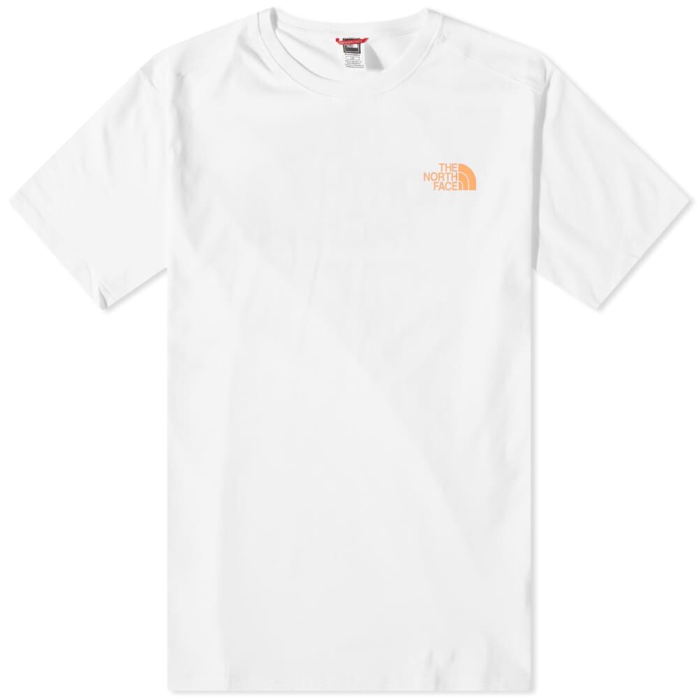 

Футболка с рисунком The North Face D2