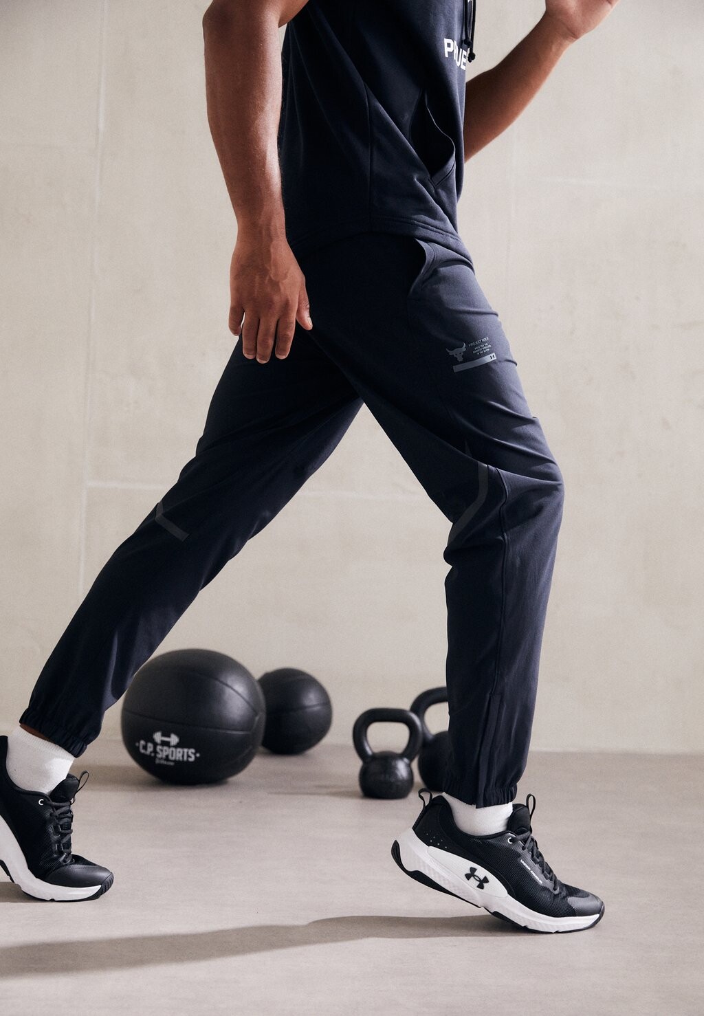 

Спортивные брюки ROCK UNSTOPPABLE PANT Under Armour, черный/угольно-серый