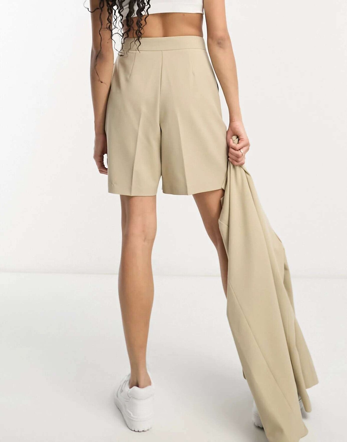 

Короткие шорты нейтрального цвета для мамы ASOS Mix & Match