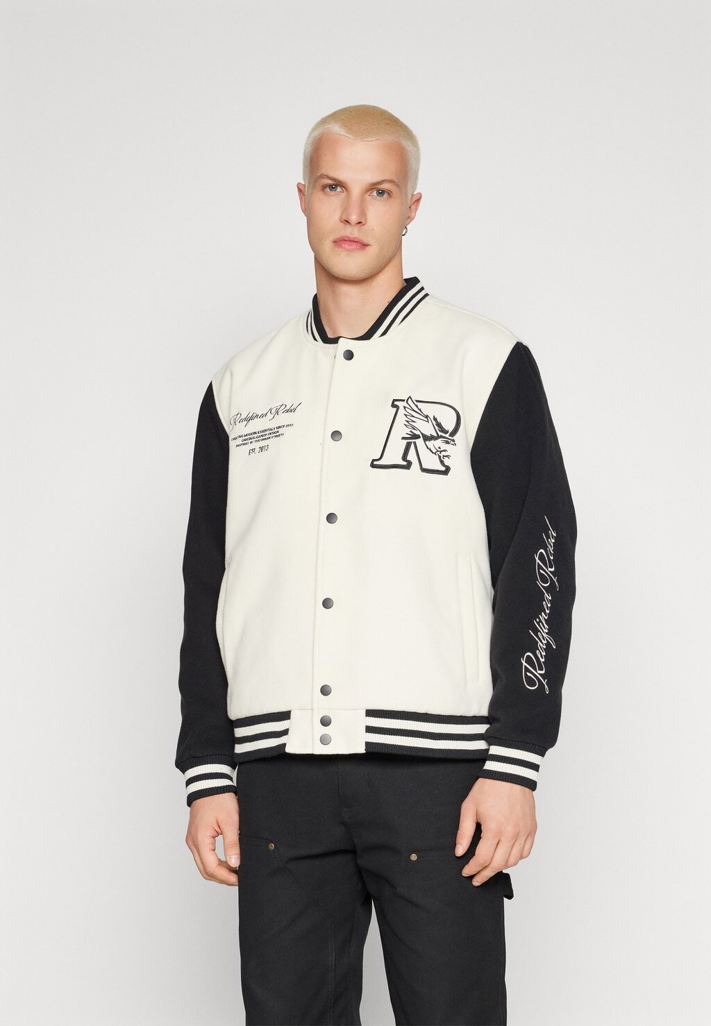 

бомбер Chaquetas Redefined Rebel КУРТКА RRMAGNUS, цвет pristine