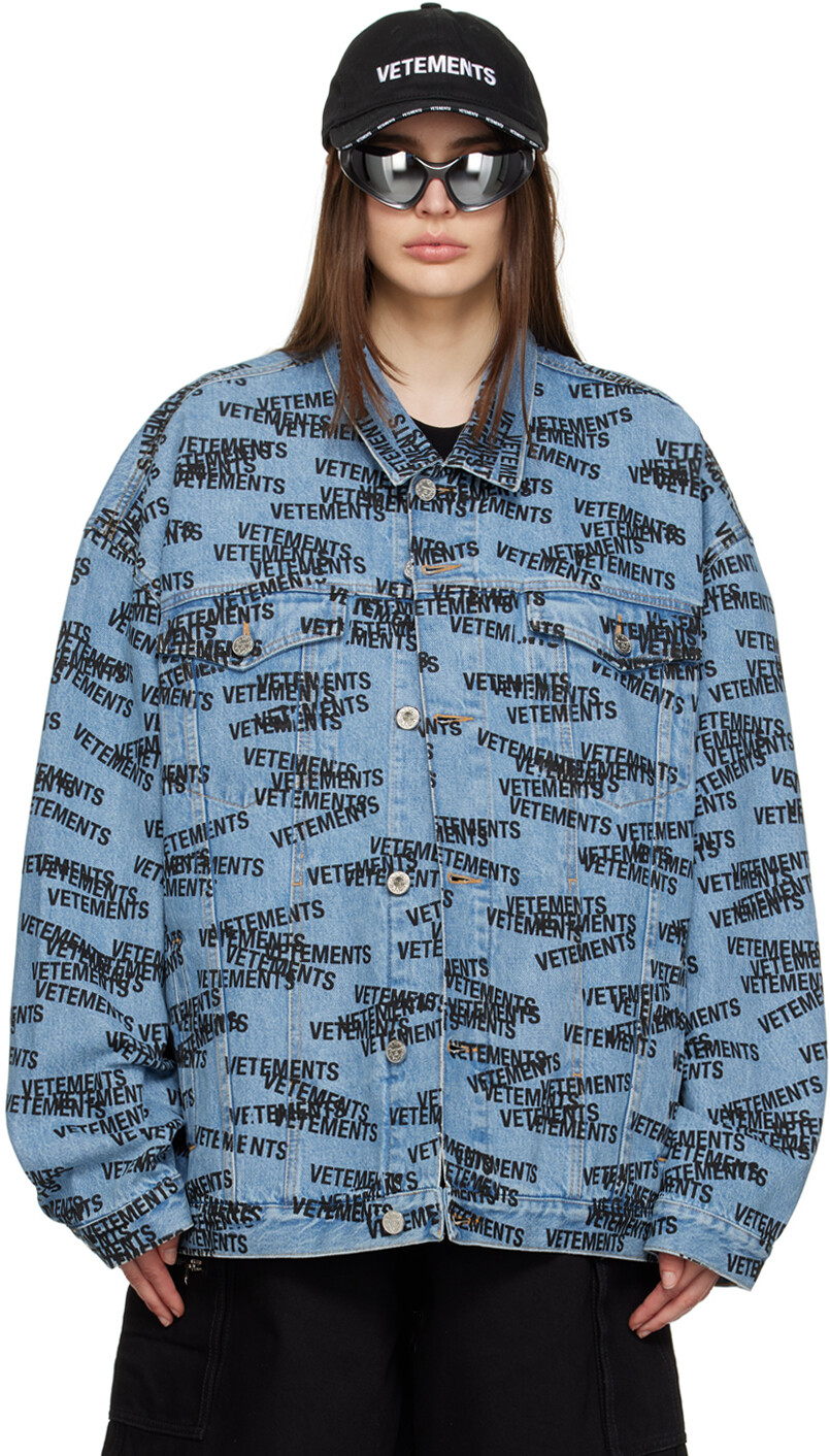 

Синяя джинсовая куртка с тиснением VETEMENTS, Синий