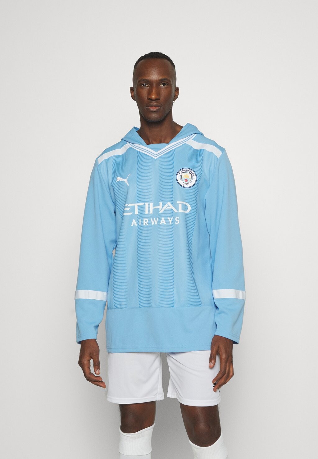 

Команда MANCHESTER CITY OVERSIZE WINTER Puma, команда светло-сине-пума белая, Белый