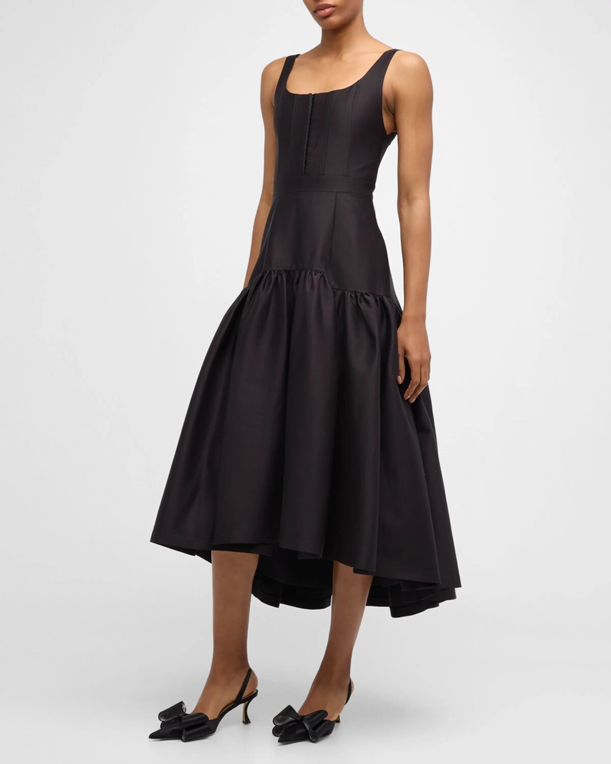 

Структурированное платье миди без рукавов Diana Alice + Olivia, цвет Black