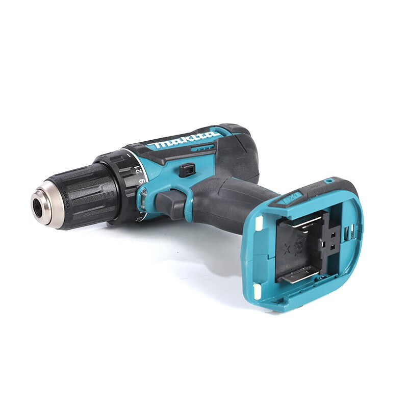 Шуруповерт Makita DDF482RME + две батареи 18V 4.0Ah