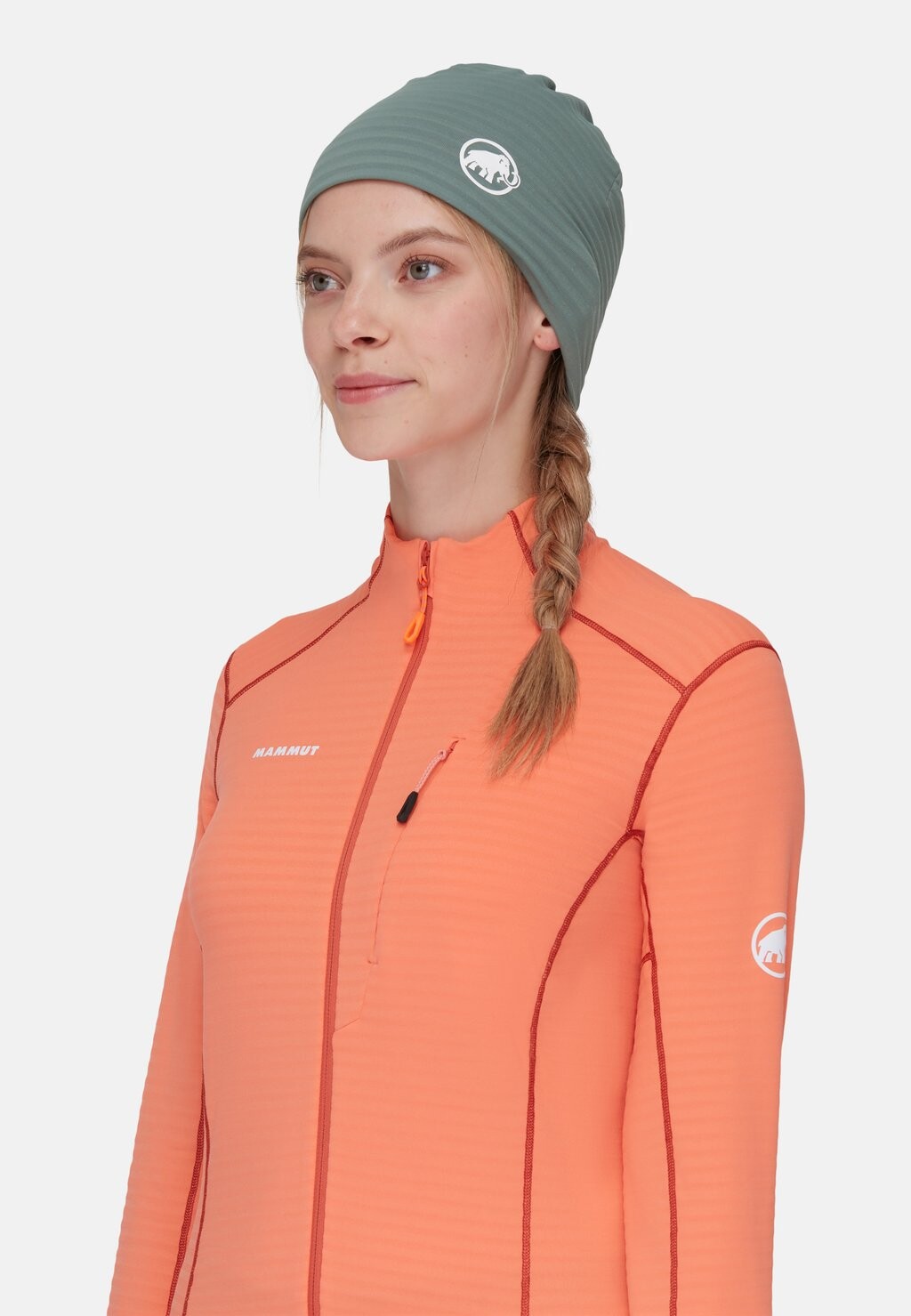 

Шапка Mammut