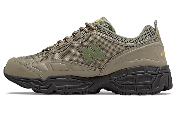 

New Balance 801 Серый
