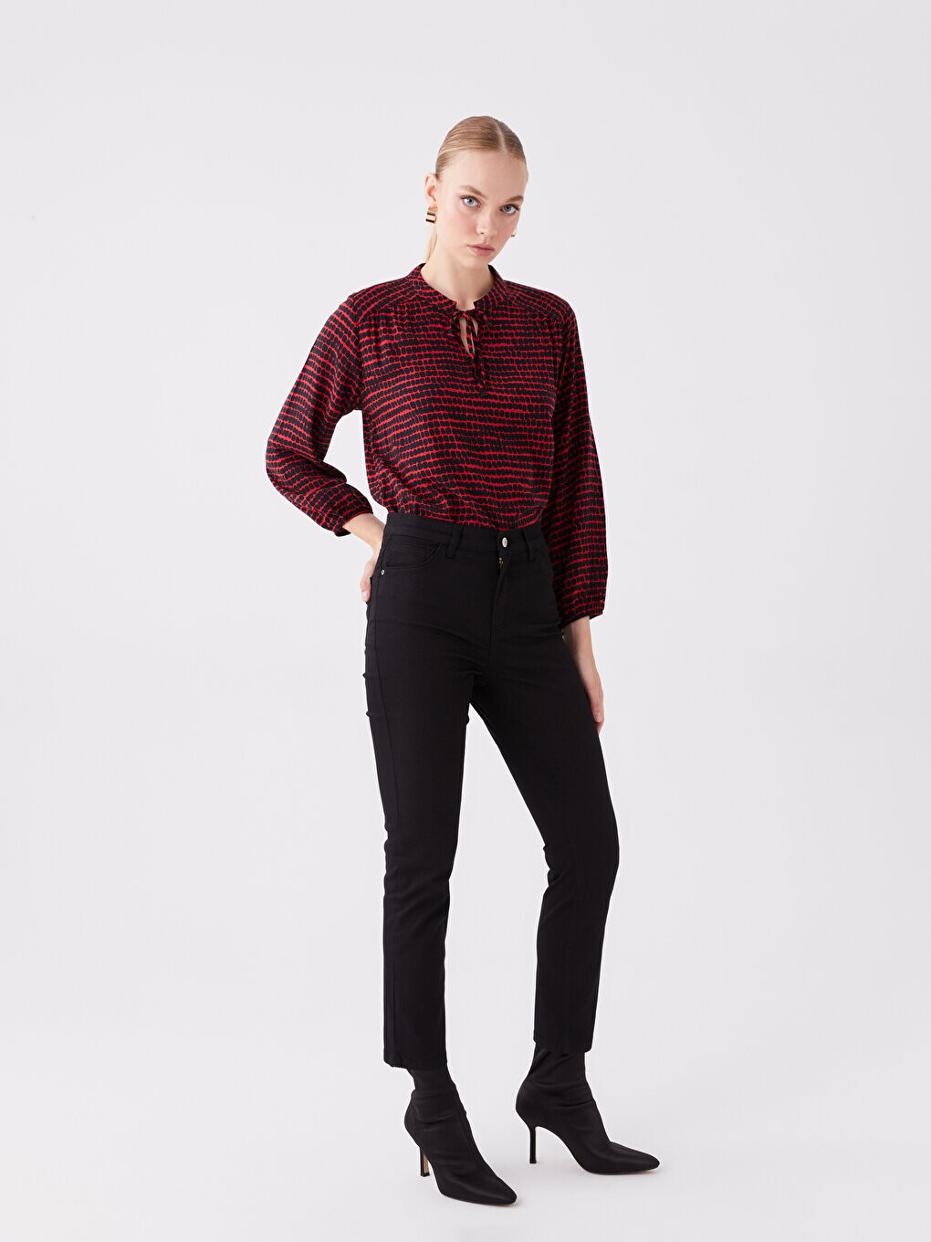 

Женские джинсовые брюки узкого кроя LCWAIKIKI Basic, черный
