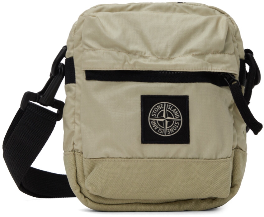 

Бежевая накладная сумка Stone Island