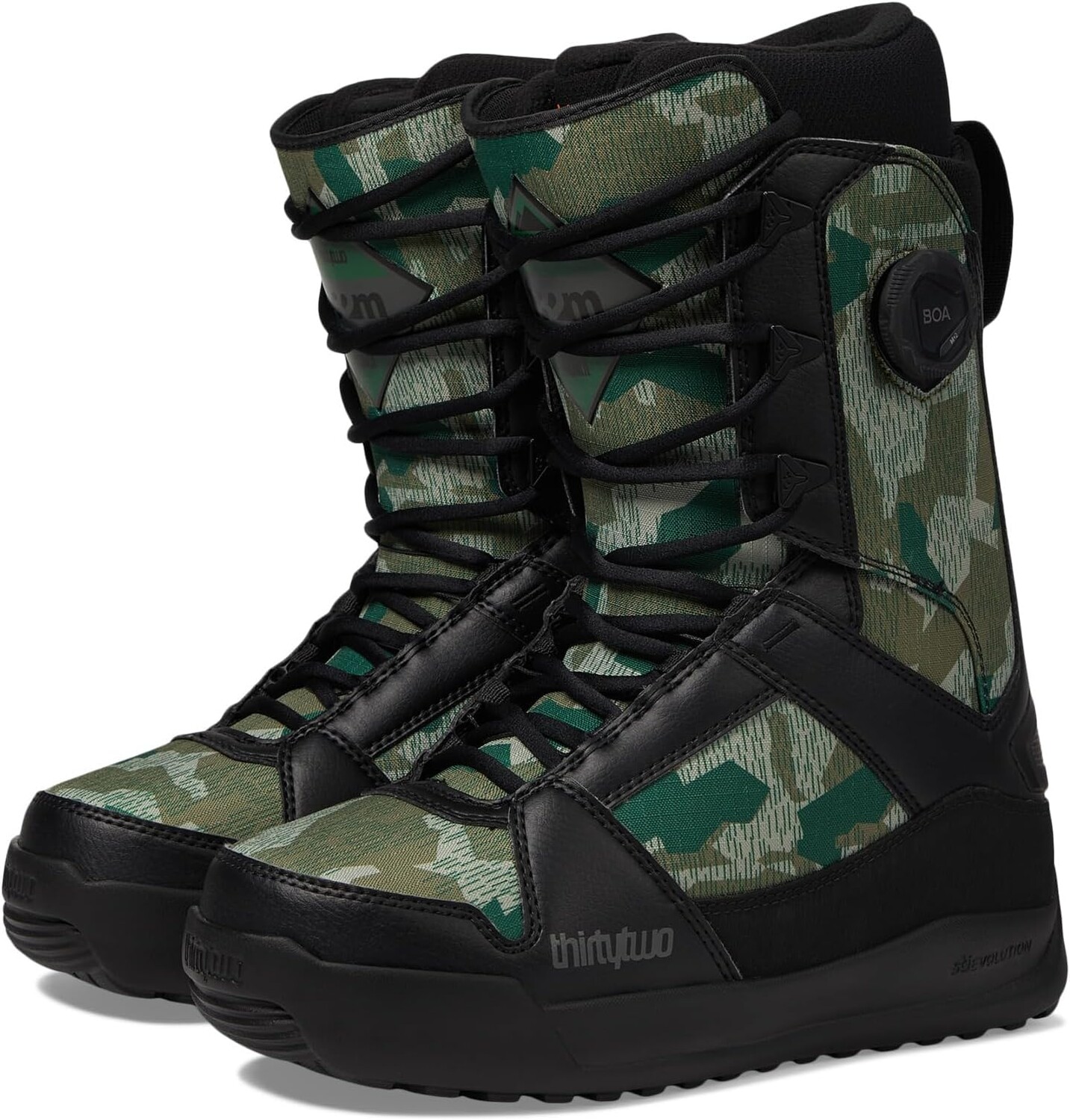 

Ботинки Diesel Hybrid '23 thirtytwo, цвет Black/Camo