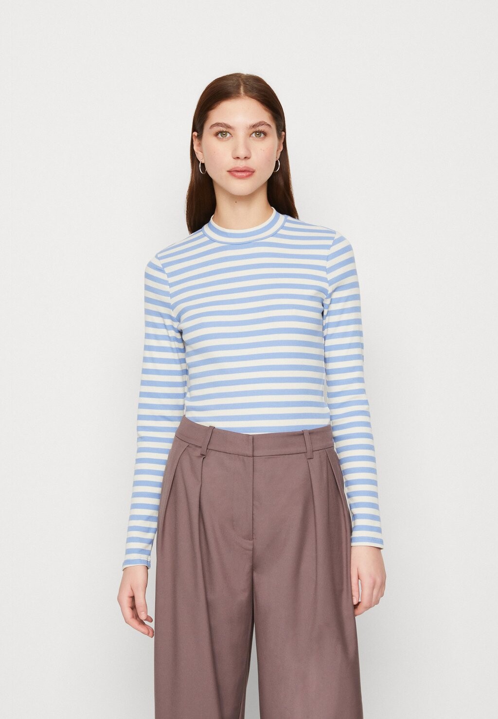

Рубашка с длинным рукавом Monki
