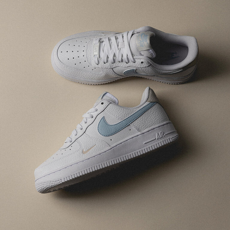 

Кроссовки Wmns Air Force 1 '07 Nike, белый