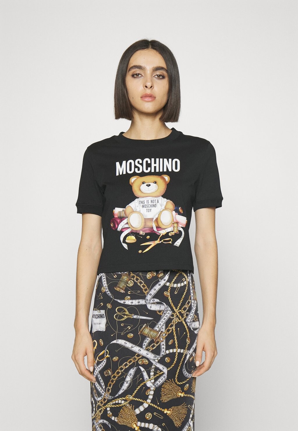 

Футболка с принтом MOSCHINO