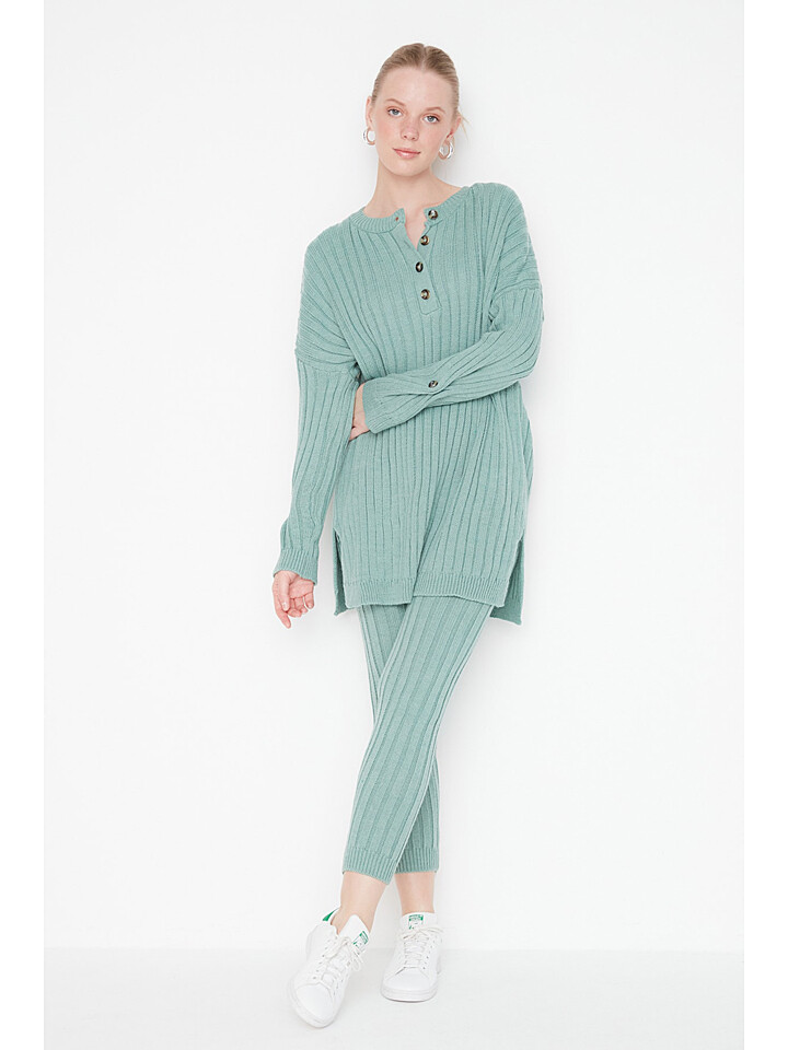 

Свитер trendyol 2tlg. Outfit, зеленый