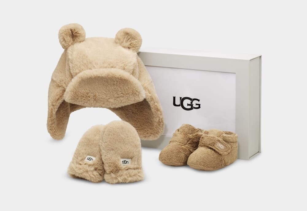 

Ботинки Bixbee And Hat And Mitten Set UGG, коричневый