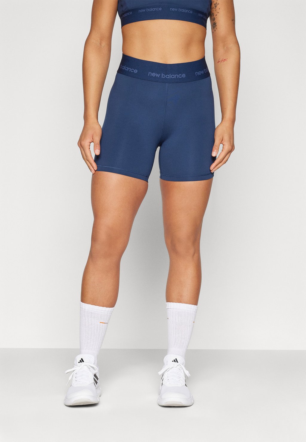 Спортивные шорты SLEEK HIGH RISE BIKER New Balance, цвет navy