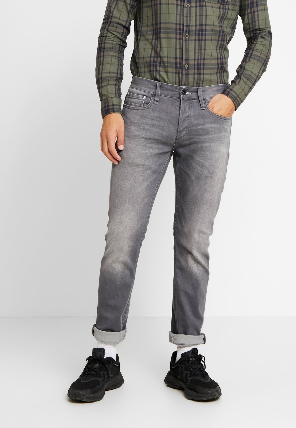 

Джинсы Slim fit Denham