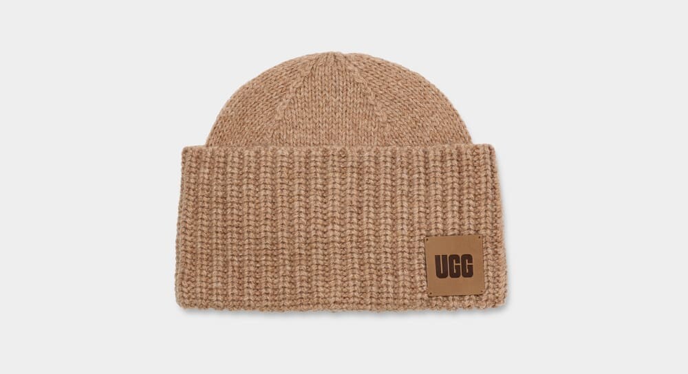 

Шапка Exaggerated Cuff Beanie UGG, бежевый