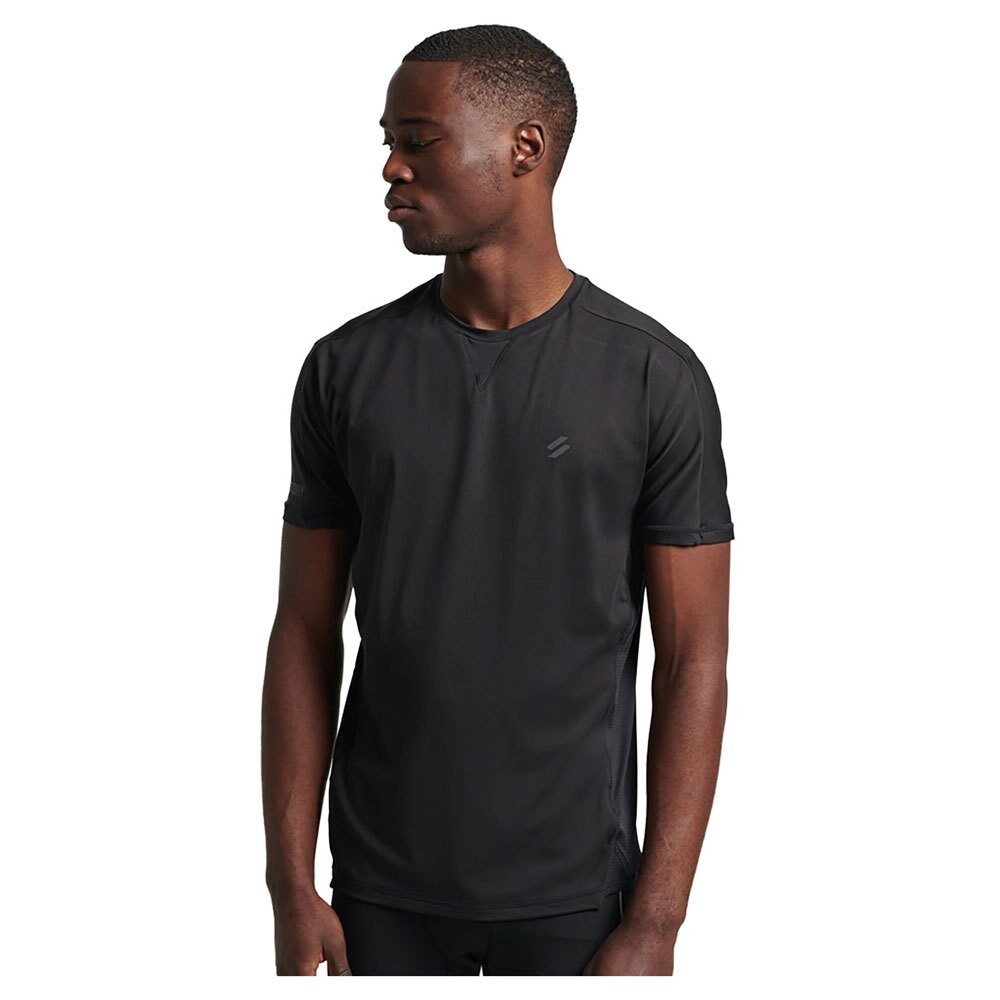 

Футболка с коротким рукавом Superdry Run, черный