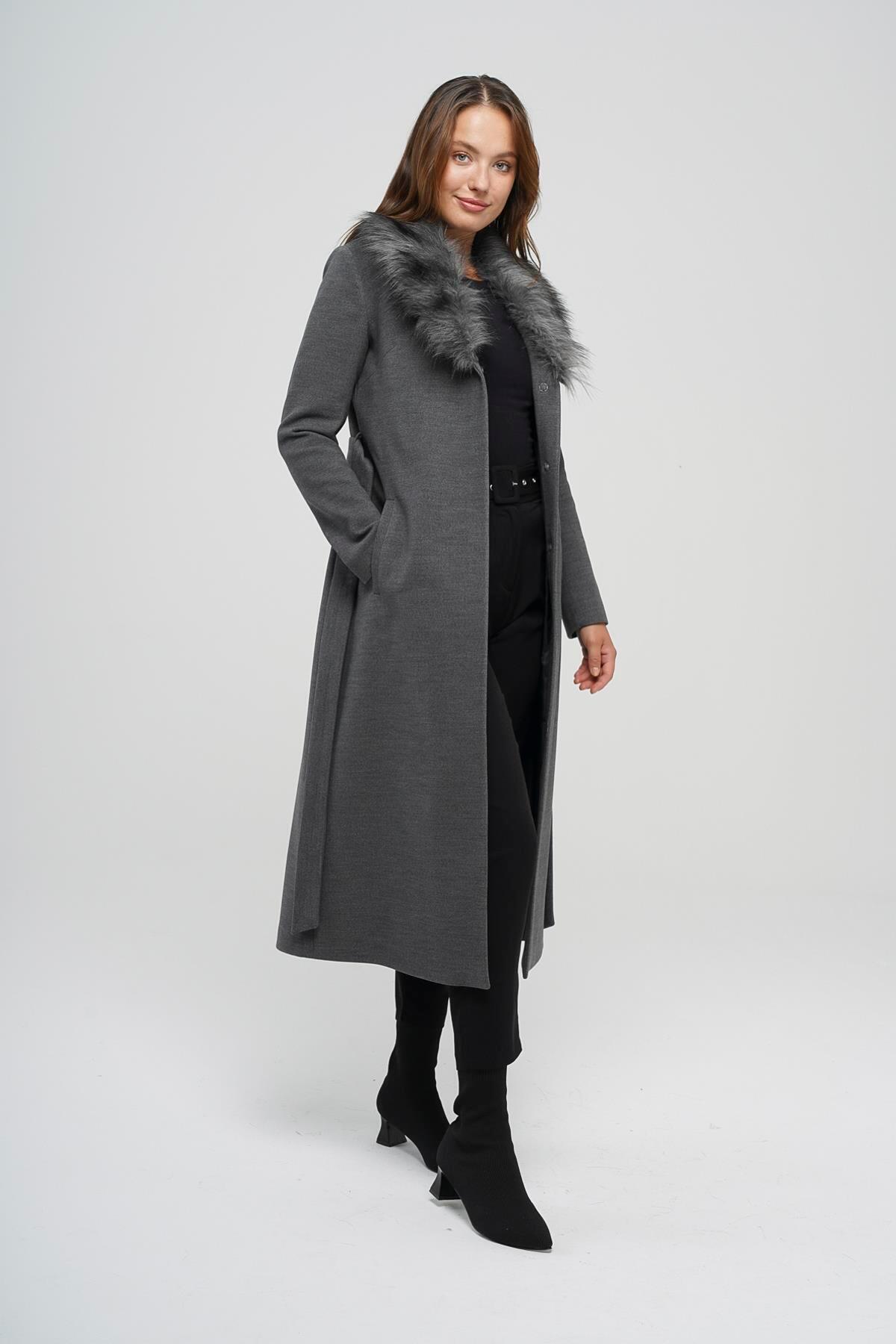 женское хлопковое пальто с большим меховым воротником свободного покроя средней длины m289 Пальто средней длины с меховым воротником на талии Темно-серый 3397 Concept.