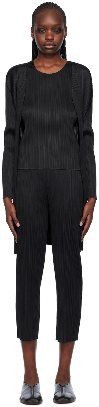 

Черное базовое пальто Pleats Please Issey Miyake