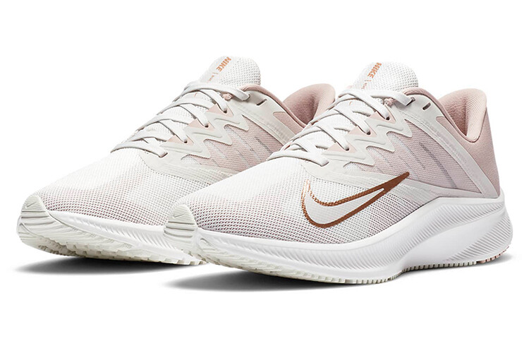 

Женские кроссовки Nike Quest 3 Grey Rose