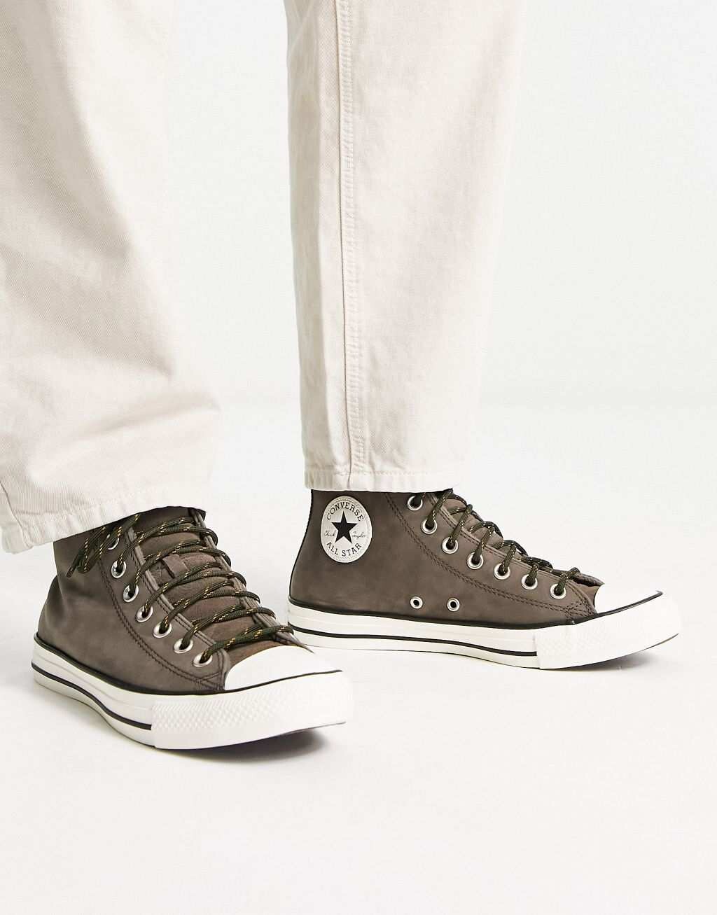 

Коричневые кроссовки Converse Chuck Taylor All Star Hi