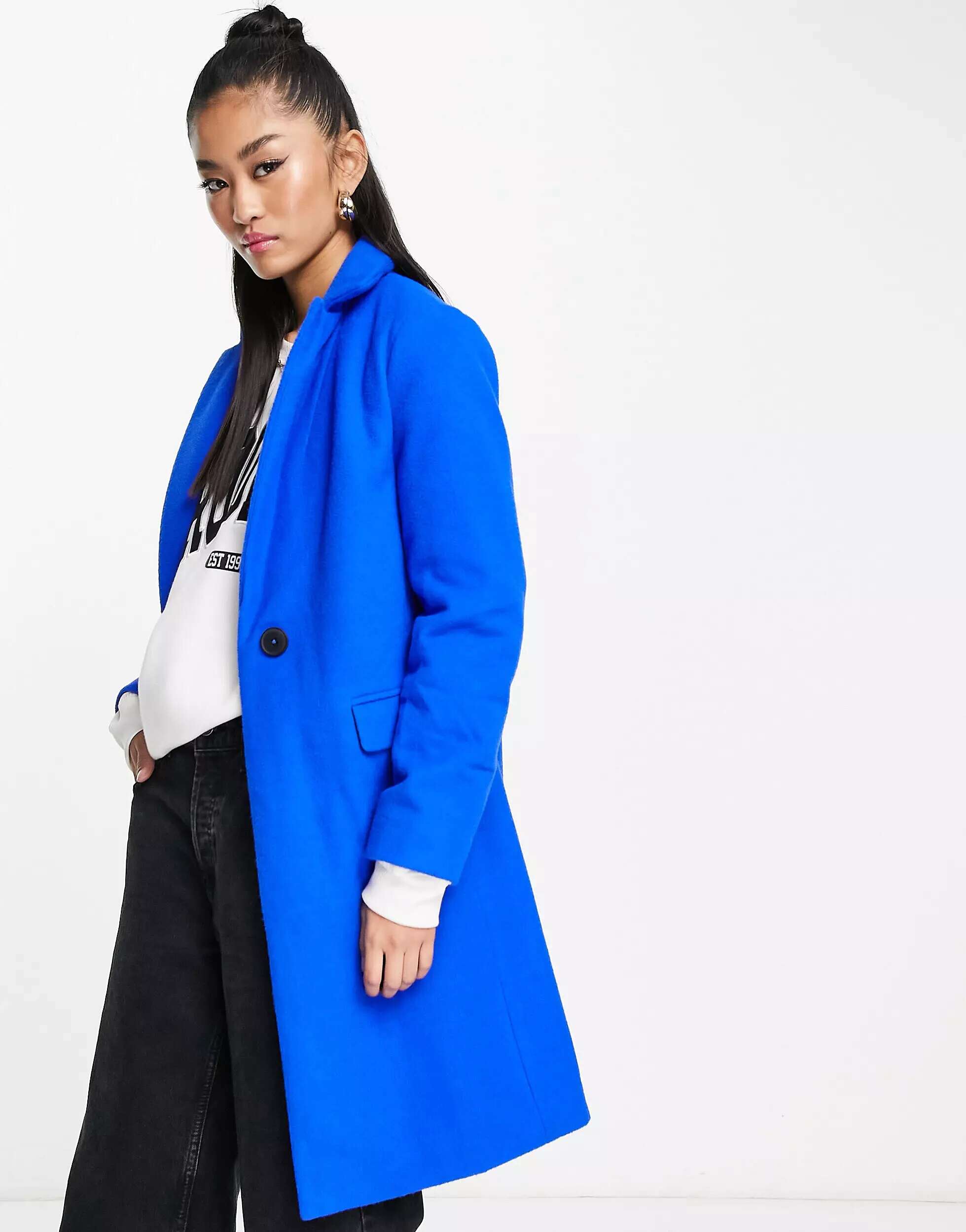Пальто New Look ярко-синего цвета зауженный пиджак new look ярко синего цвета