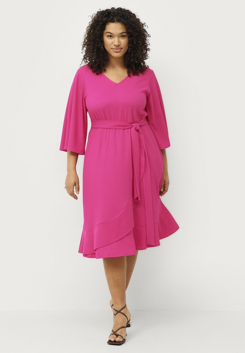 

Летнее платье Jolie Ellos Plus collection, цвет rosa