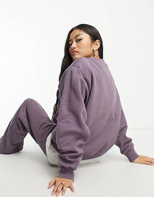 

Баклажановый минималистичный свитшот с подплечниками ASOS DESIGN, Фиолетовый
