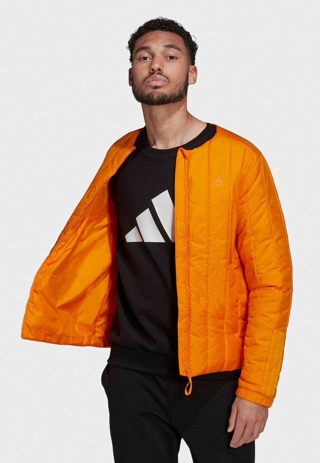 

Спортивные брюки Adidas