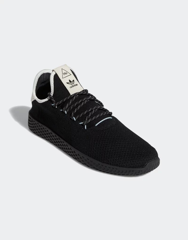 

Черные кроссовки adidas Originals x Pharrell Williams Tennis HU с белым язычком на каблуке