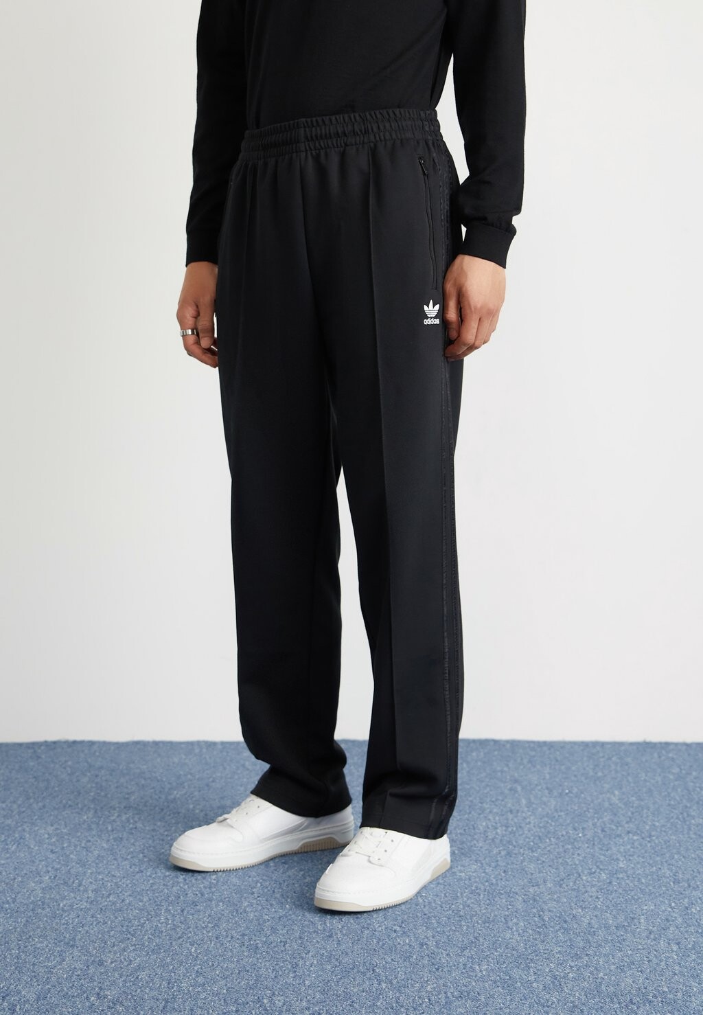 

Спортивные брюки MONO adidas Originals, черный