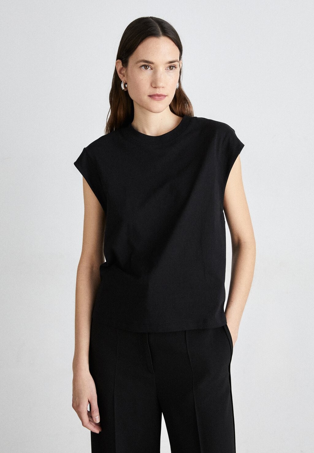 

Базовая футболка ESME TEE AllSaints, черный