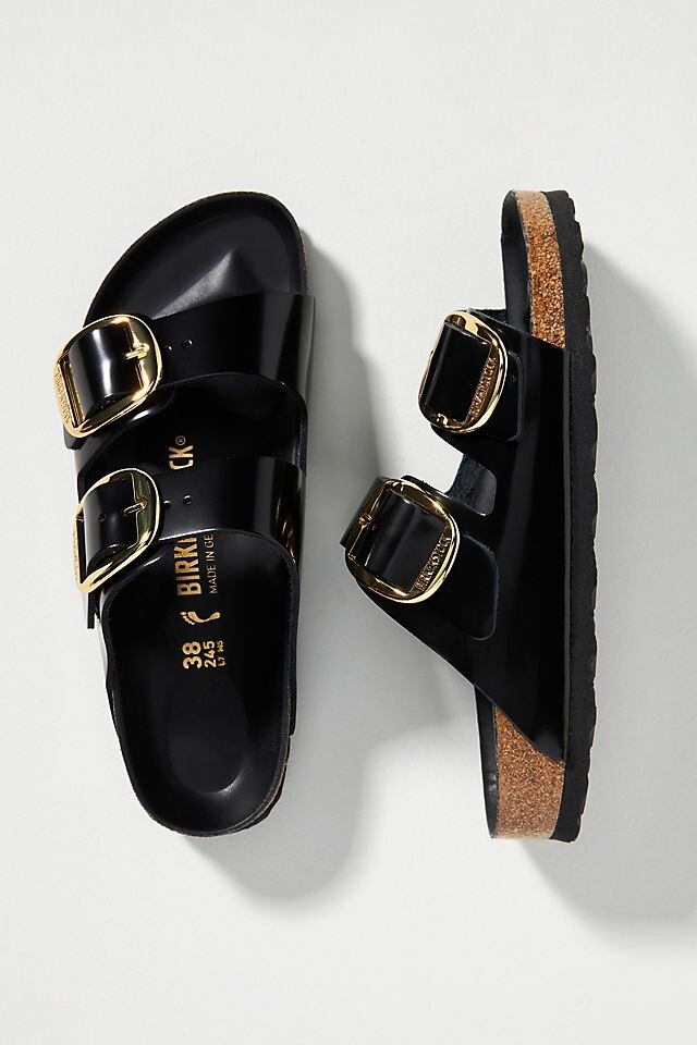 

Сандали с большой пряжкой Birkenstock Arizona из лакированной кожи, black high shine