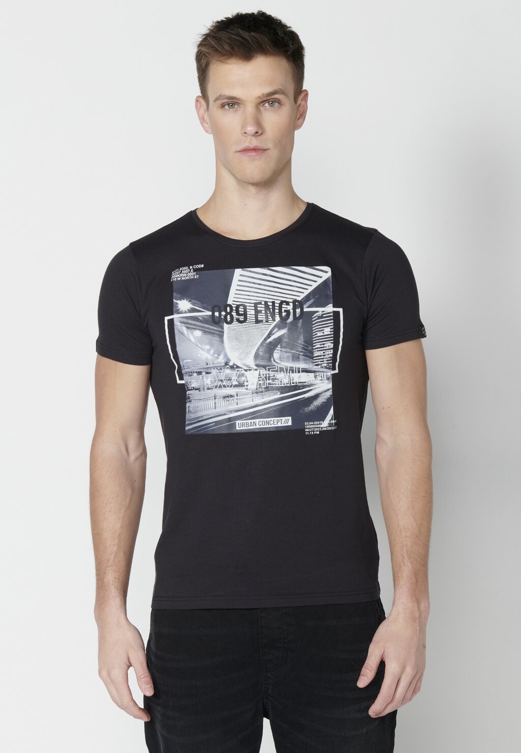 

Футболка с принтом SHORT SLEEVE Koroshi, черный
