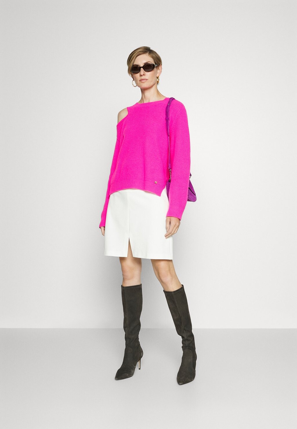 

Юбка Pinko, цвет white