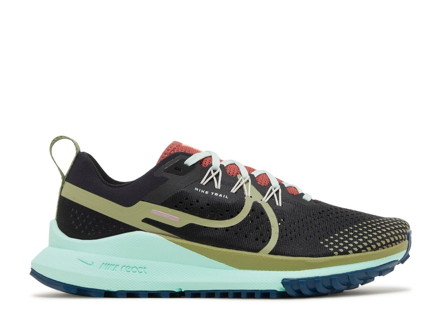 

Кроссовки Nike Wmns React Pegasus Trail 4 'Black Alligator Mint', черный