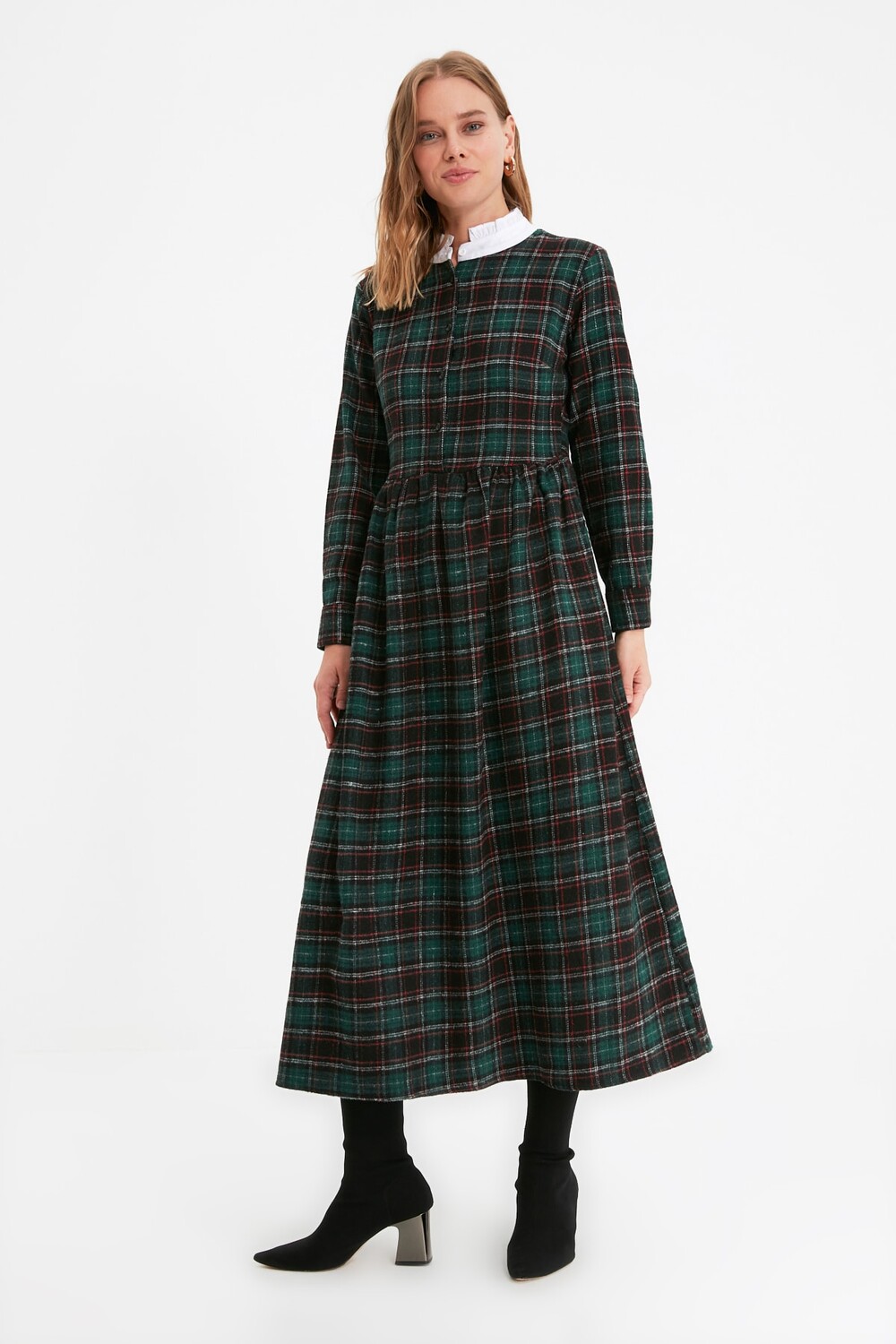 

Платье - Хаки - А-силуэт Trendyol Modest, хаки