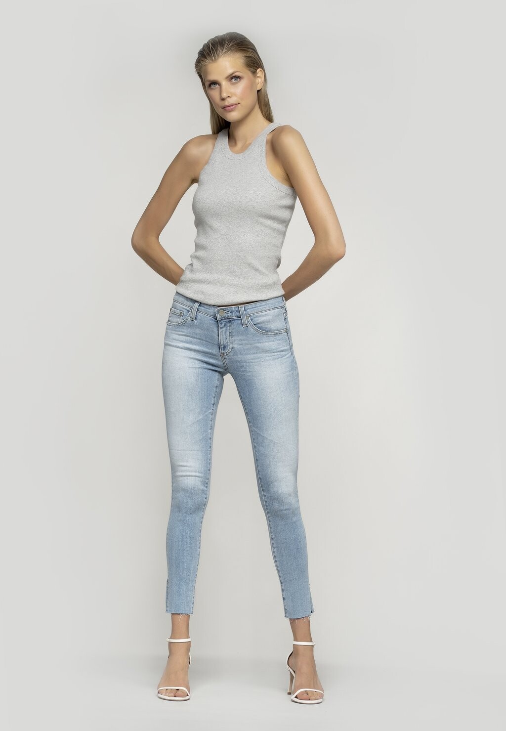 

Джинсы скинни AG Jeans