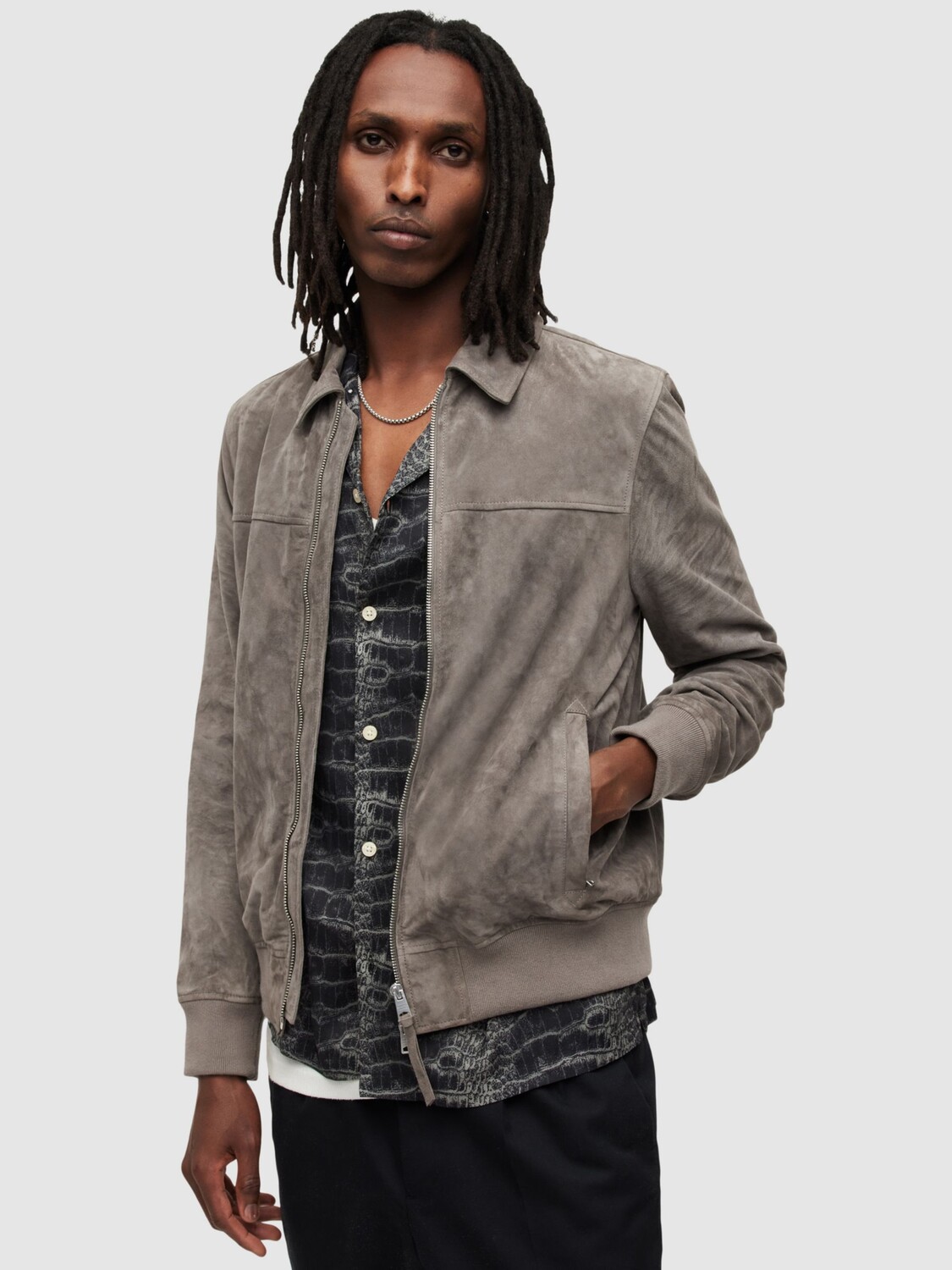 

Куртка AllSaints Rashford из козьей кожи, стеклянно-серый