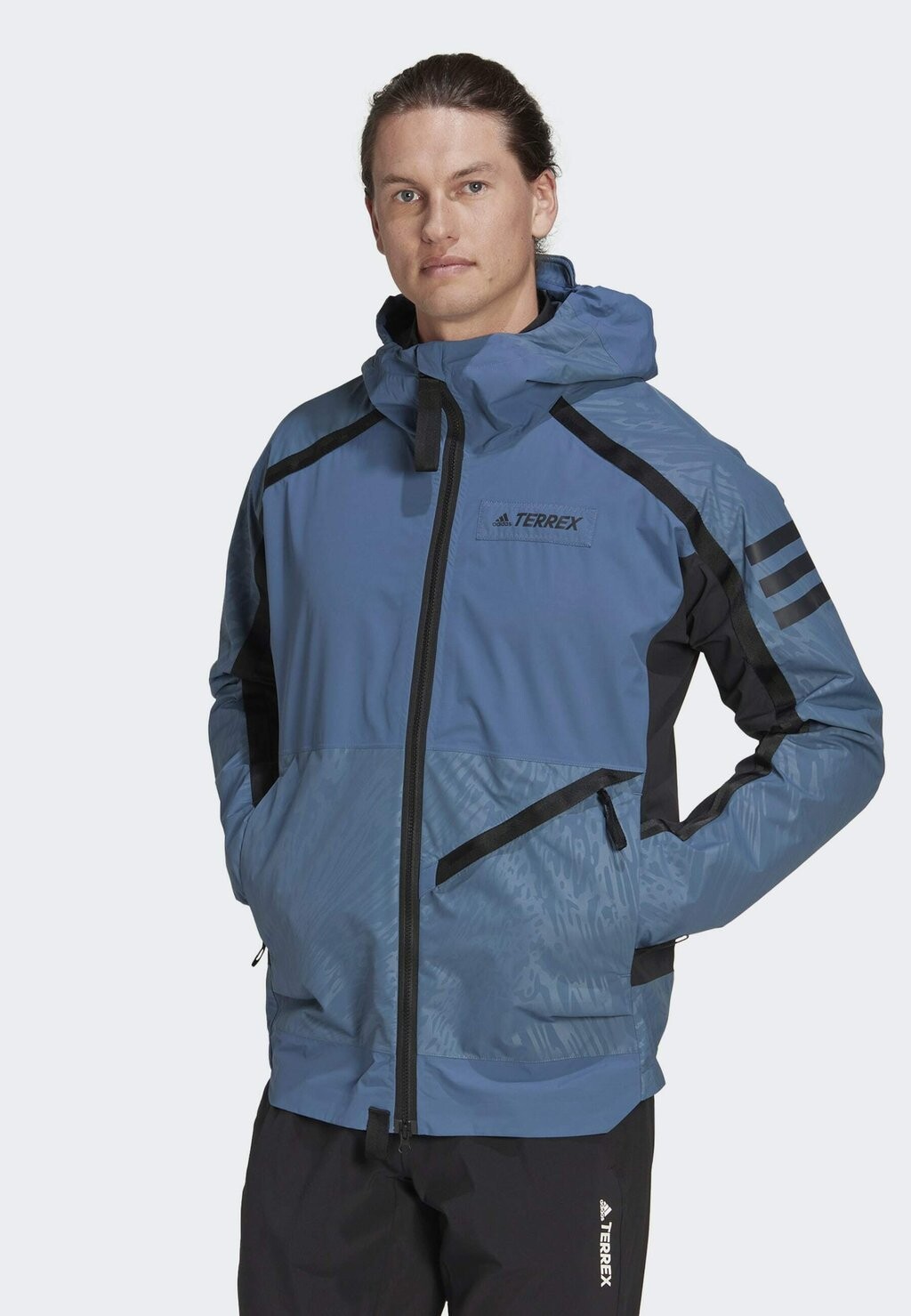 

Куртка Adidas