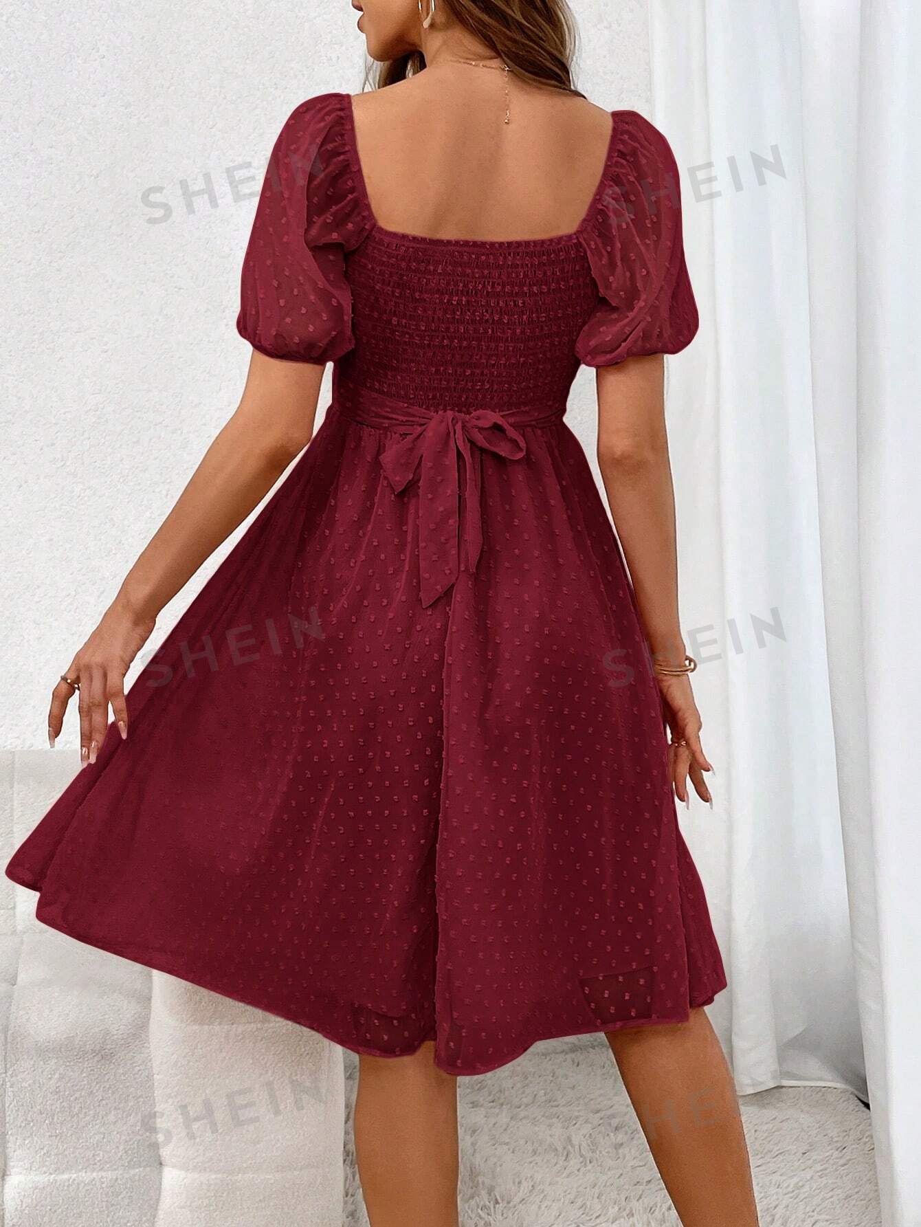 цена SHEIN Privé женское однотонное платье с воротником-сердечком и пышными рукавами, бургундия
