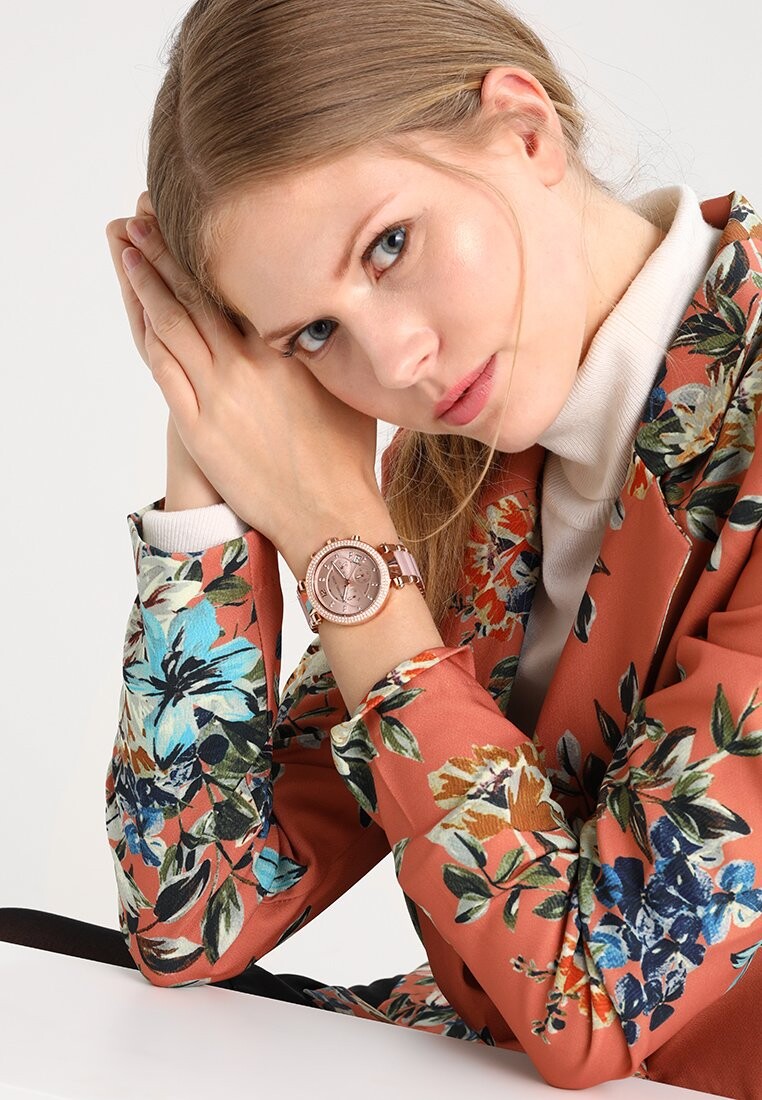 

Часы с хронографом Michael Kors, розовое золото