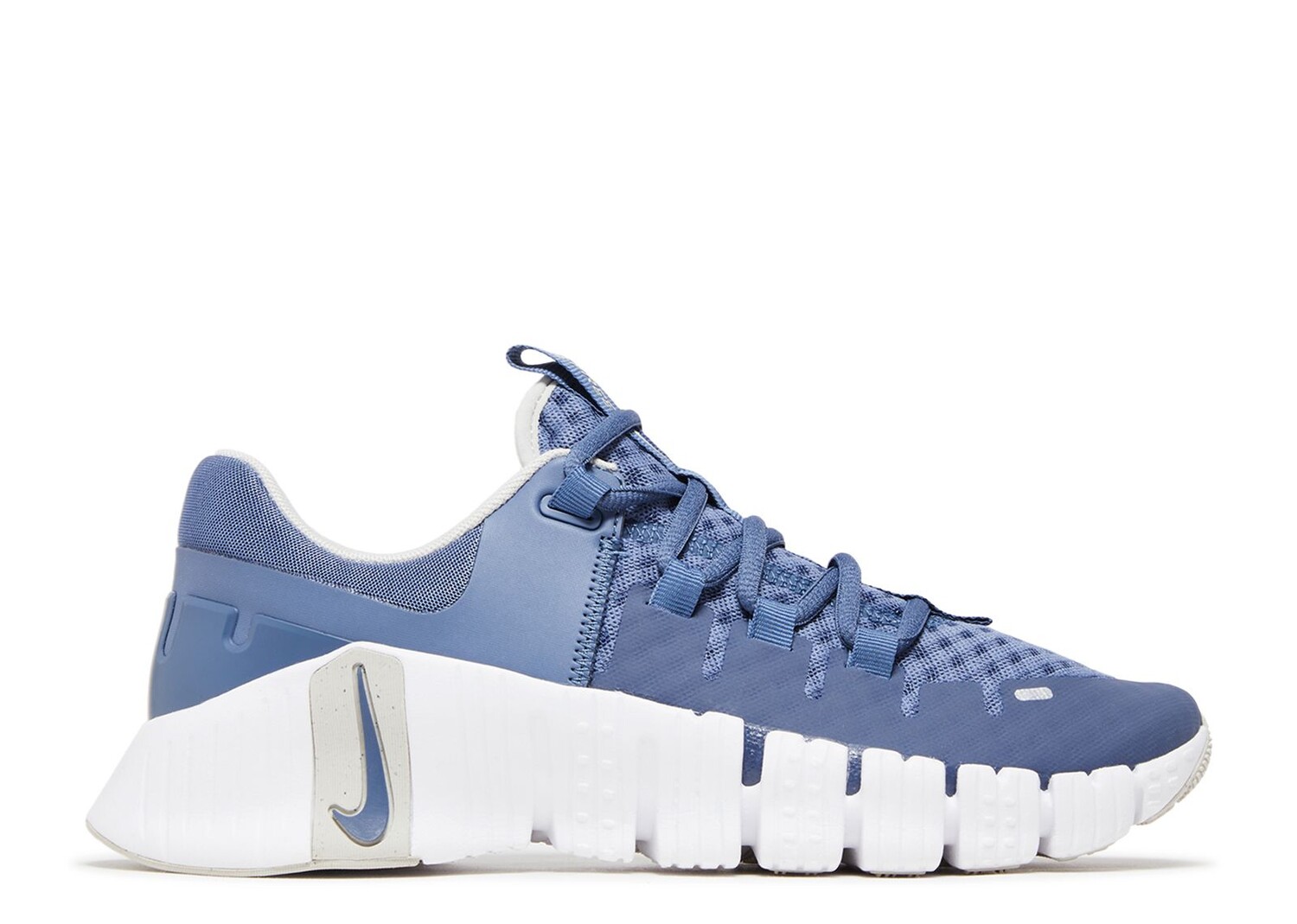 

Кроссовки Nike Wmns Free Metcon 5 'Diffused Blue', синий