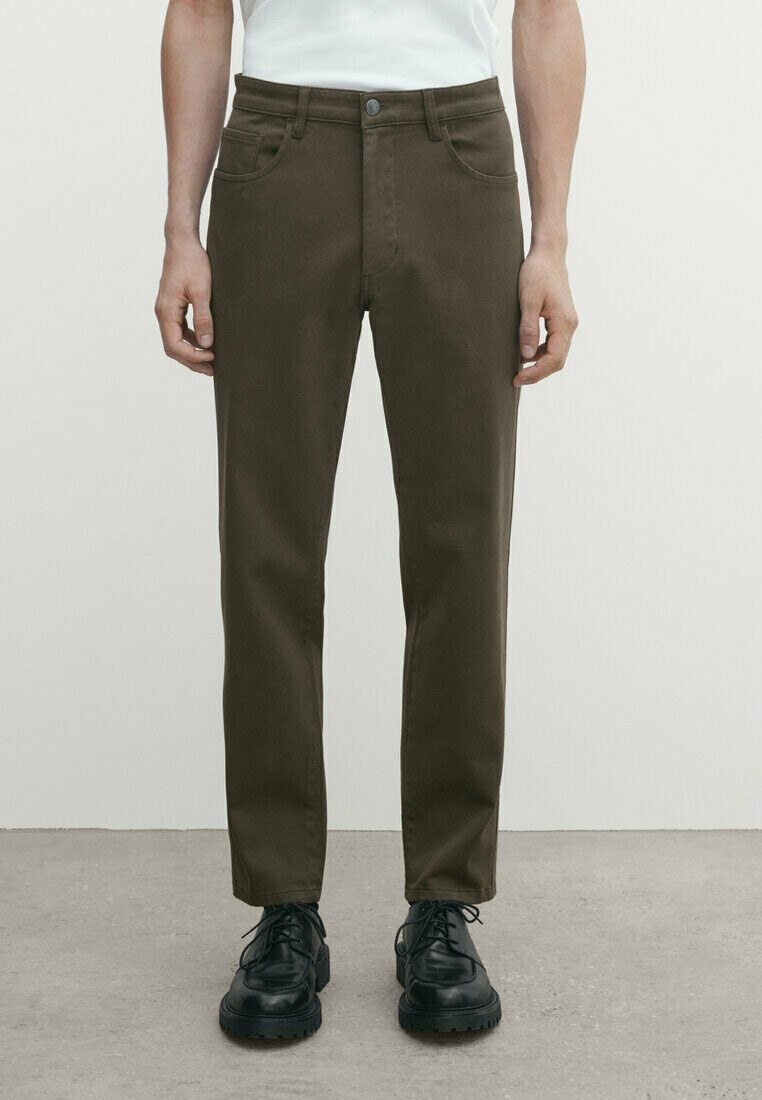 цена Джинсы Tapered Fit Massimo Dutti, хаки