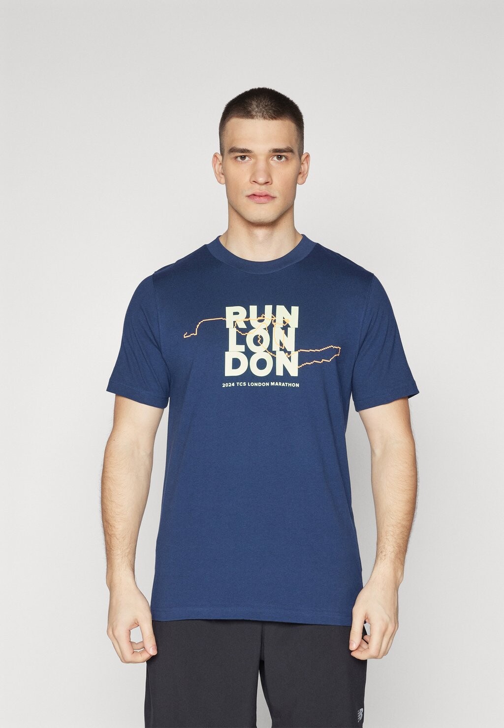 

Футболка с принтом LONDON EDITION GRAPHIC New Balance, цвет blue